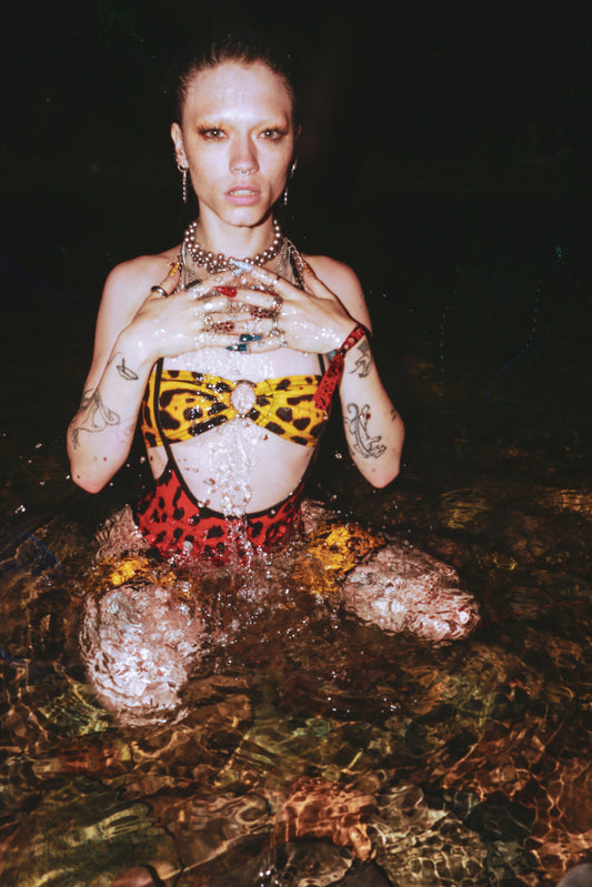 Wild Things: Ransom Bandeau