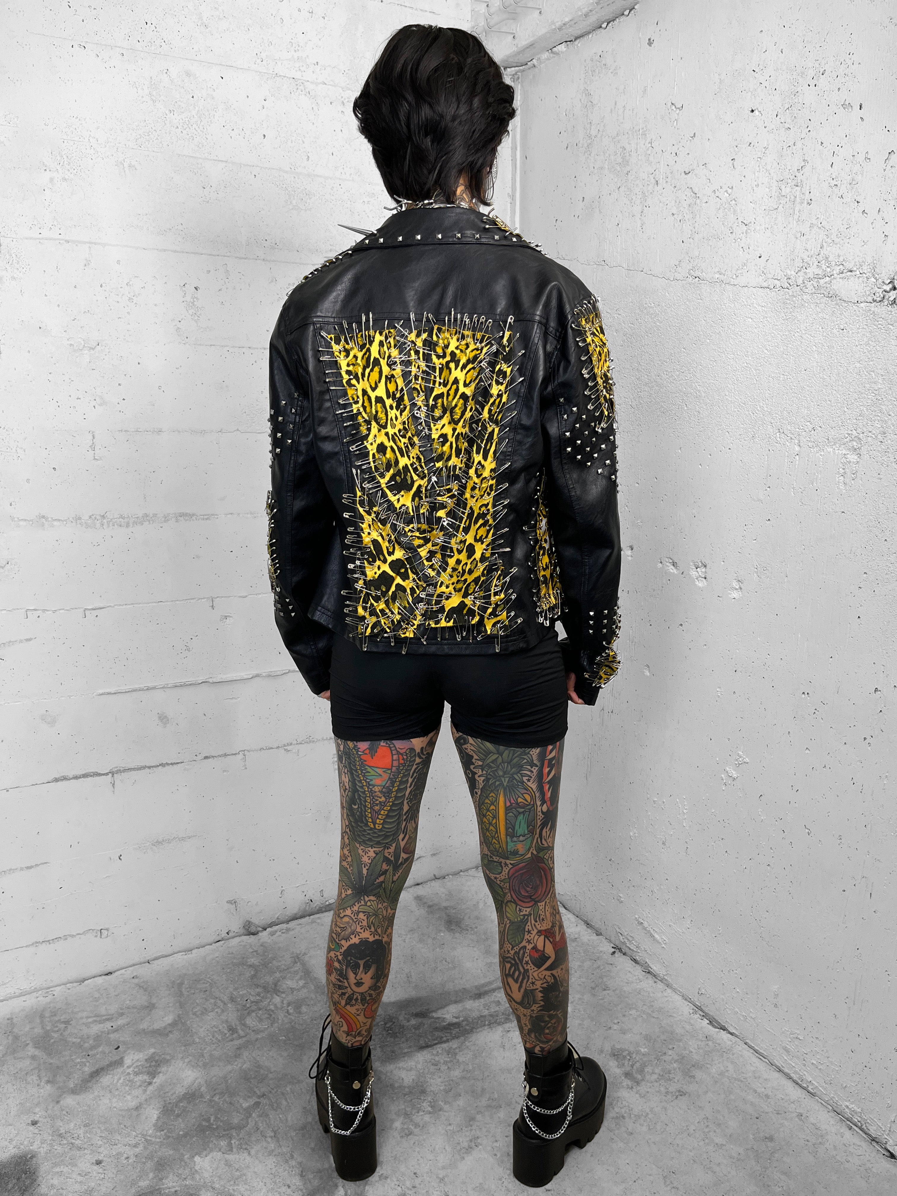 Veste en cuir végétalien Hell On Earth Reworx