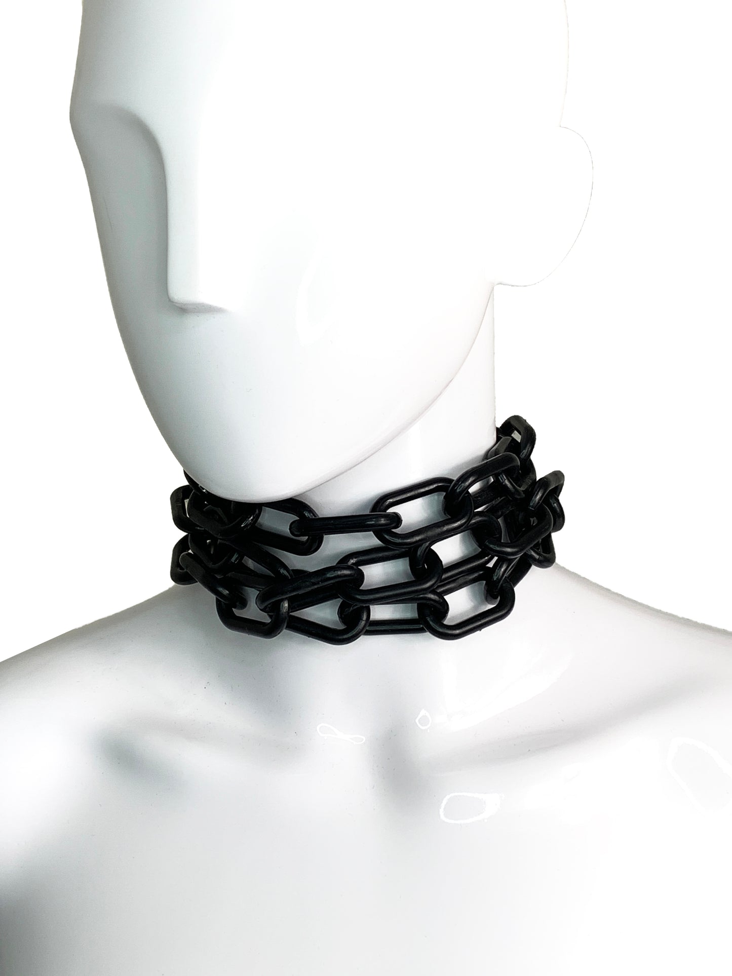 Triple Threat Chain Choker